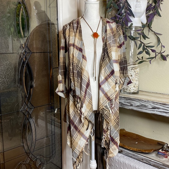 Cato Sweaters - Cato open cardigan plaid